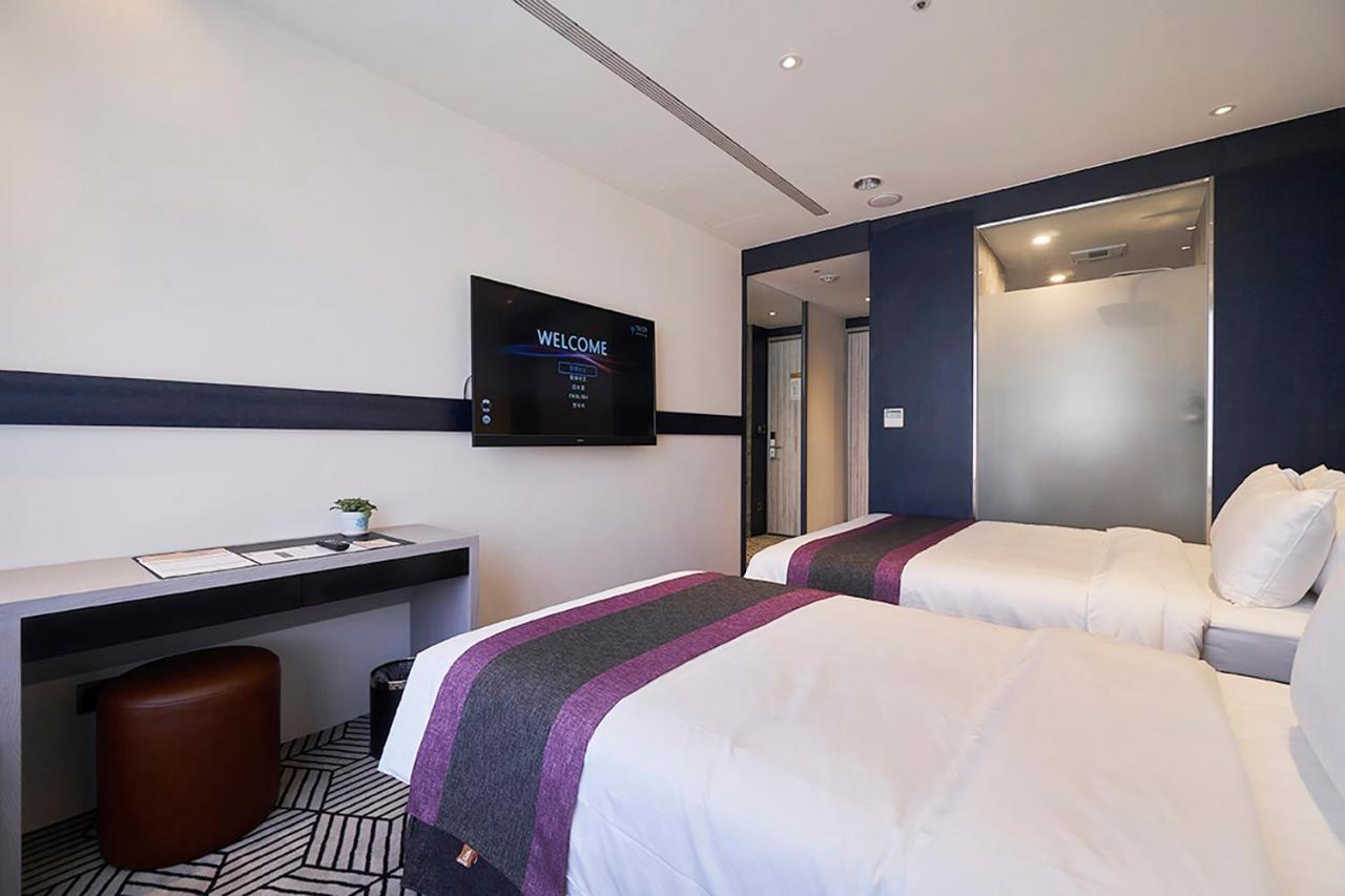 Royal Roi Hotel Taichung Eksteriør bilde